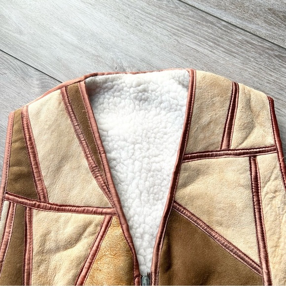 Vintage Handmade Genuine Sherpa Patchwork Vest - Picture 6 of 16
